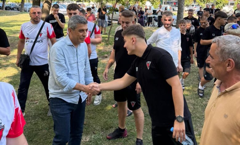 Mexhiti përcolli futbollistët e rinj të KF Albarsa drejt Dana Cup në Danimarkë