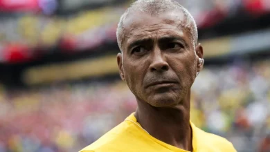 Photo of Romario shpërthen keq: “Grisjani kontratën atij të mallkuari, hidheni në gjyq!”