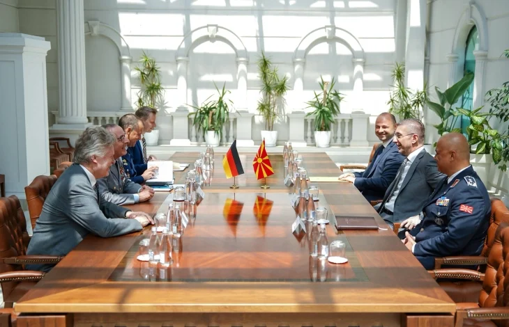 Maqedonia e Veriut dhe Gjermania drejt bashkëpunimit më të ngushtë ushtarak