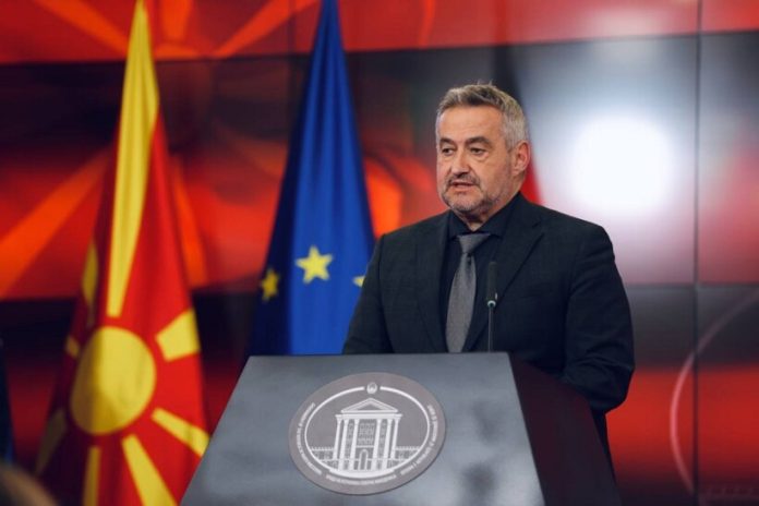 Kush është Sasho Klekovski  mjeku pa përvojë që pritet të drejtojë Shëndetësinë 