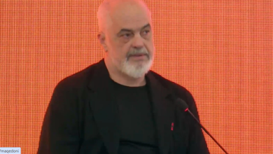 Photo of Rama: Rilindja urbane e nxori vendin nga rrënimi dhe degradimi; dikur kur mbillnim një pemë në Tiranë, njerëzit grumbulloheshin sikur po ndiqnin shfaqje
