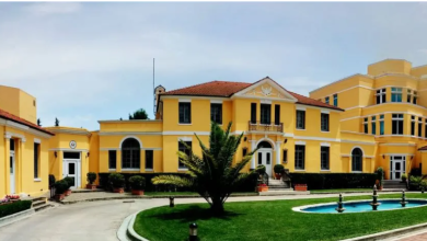 Photo of Ambasada e SHBA-së u bën thirrje shqiptarëve: Mos përdorni vizën turistike për të lindur në Amerikë