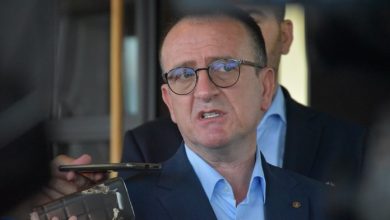Photo of Taravari: Pa ndryshime kushtetuese nuk nisin negociatat me BE-në
