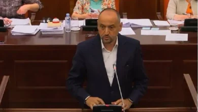 Photo of VMRO‑DPMNE e akuzon Bytyqin se ka fyer në mënyrë të ulët dhe të pabesë ministren e Financave