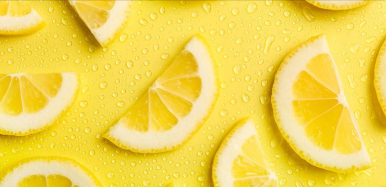 mos-e-perdorni-limonin-vetem-ne-kuzhine-ja-si-mund-t-ju-ndihmoje-per-bukurine