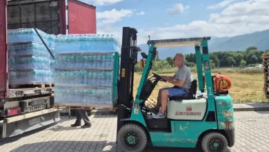 Photo of Ministria e Vetëqeverisjes Lokale dhuroi 50.000 litra ujë të pijshëm për qytetarët e Gostivarit