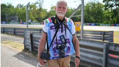 Photo of Jo në tribunën VIP, por si fotograf! Presidenti i Çekisë kalon pushimin si punonjës, duke ndjekur F1