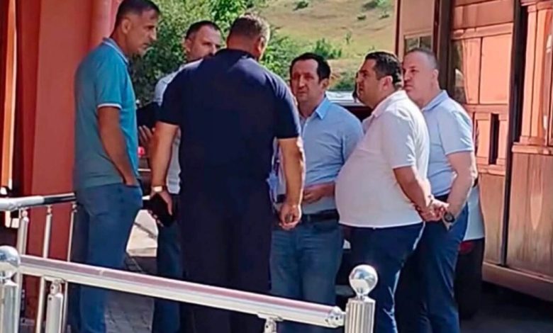 Ndalimi i tre zyrtarëve në kufi  VLEN kërkon përgjigje nga Tirana