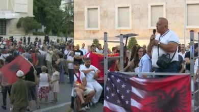 Photo of Qytetarët në Shqipëri në ditën e 53-të të protestës