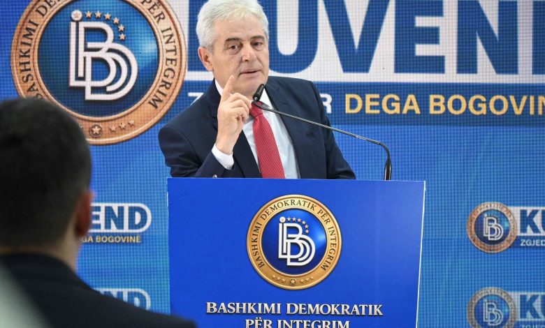 Ali Ahmeti nga Bogovin  BDI është vazhdimësi e UÇK së dhe të gjitha të ariturat e shqiptarëve në këtë vend mbajnë vulën e BDI së