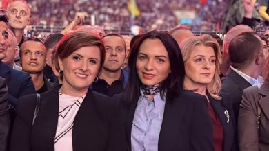 Photo of Tensione në Kuvend, Arta Bilalli: Deputetja Arbana Pasholli u sulmua verbalisht nga Ivan Stoilkoviq, pak para emërimit të tij ministër
