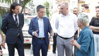 Photo of Bilall Kasami nis ndërtimin e Kullës së Sahatit: “Po rikthejmë një simbol të historisë së Tetovës”
