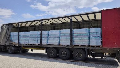 Photo of Ministria e Vetëqeverisjes Lokale dhuroi 50 mijë litra ujë të pijshëm për qytetarët e Gostivarit