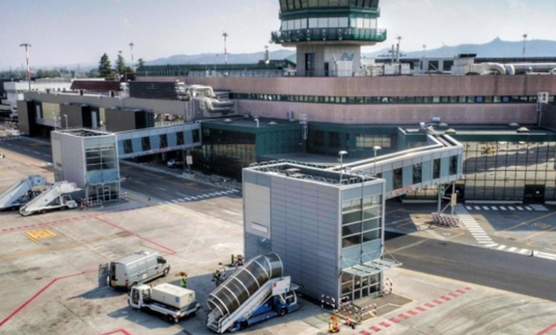 Alarm në Itali  mungesë karburanti në disa aeroporte  rrezikohen fluturimet