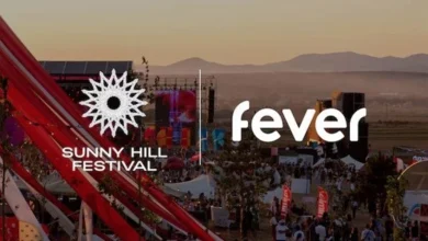 Photo of Sunny Hill në ballinat e mediave botërore: AP, Reuters dhe USA Today i kushtojnë vëmendje festivalit