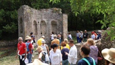 Photo of Vizitorët e huaj në Shqipëri u rritën me 6,2% në gjashtëmujorin e parë