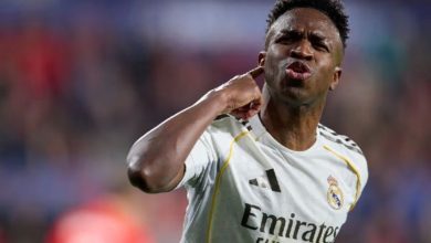 Photo of Arsenali monitoron situatën e Viniciusit, rinovimi me Real Madridin mbetet pezull