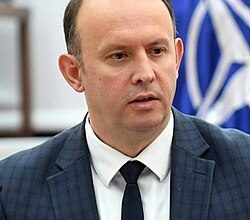 Photo of Gashi nuk i jep video-pamjet, e shpëton Ivan Stoilkoviqin duke u thirrur në “mbrojtjen e të dhënave personale”
