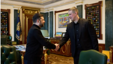Photo of Zelensky e shkarkon ministrin e Mbrojtjes
