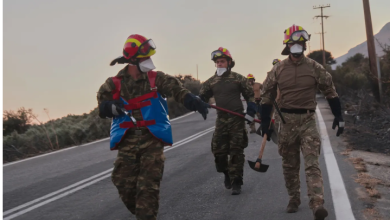Photo of Mijëra të evakuuar në Greqi teksa zjarret në Evropë vazhdojnë të përhapen