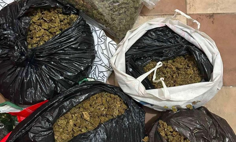 Bastisje në Shkup  Arrestohen babë e bir