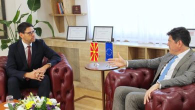 Photo of Ferati–Rokas: Bashkëpunimi me BE-në për zhvillim të barabartë dhe institucione më të forta