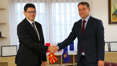 Photo of Ministri Ferati priti në takim ambasadorin e Republikës së Kosovës, Florian Qehaja
