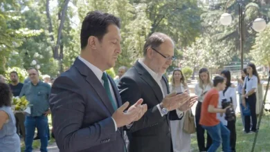 Photo of Zv/kryeministri Sali në përkujtim të gjenocidin e Srebrenicës: Kujtesa për viktimat është detyrim moral për mbrojtjen e së vërtetës