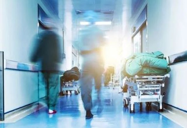 alarm-nga-salmonela-ne-greqi-17-persona-ne-spital-pas-konsumimit-te-pules-zbulohet-furnizuesi