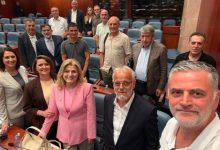 Photo of Ilir Hasani: Bllokuam seancën e Kuvendit, nuk lejojmë votim pa u përfshirë ligji për Përfaqësimin e Drejtë
