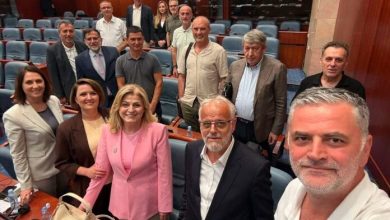 Photo of Ilir Hasani: Bllokuam seancën e Kuvendit, nuk lejojmë votim pa u përfshirë ligji për Përfaqësimin e Drejtë
