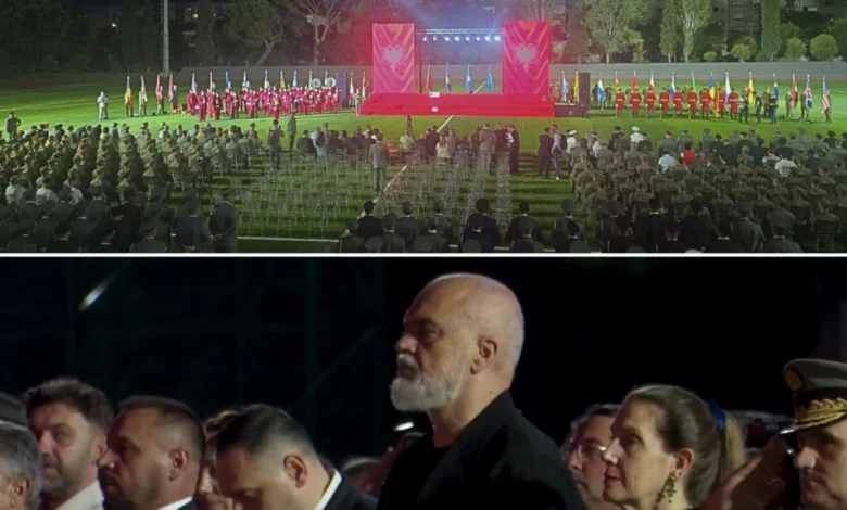 Diplomohen 67 oficerë të rinj  Rama  Kemi forcat më të mirëpaguara të rajonit