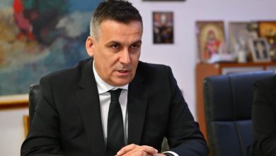 Photo of Hoxha: Kur dëmtohet shëndeti i qytetarëve, nuk guxon të ketë kompromise