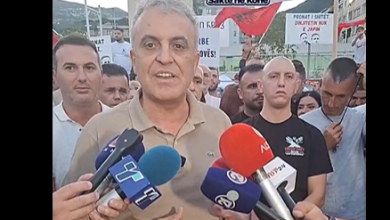 Photo of Rexhepi: Komuna e Tetovës po pengon qytetarët t’i bashkohen protestës