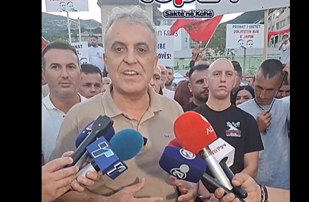 Rexhepi  Komuna e Tetovës po pengon qytetarët t i bashkohen protestës