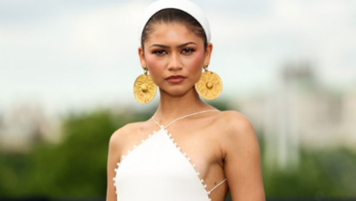 Photo of Zendaya në qendër të kritikave për vathët 3 mijëvjeçarë iranianë gjatë promovimit të “Odisea”