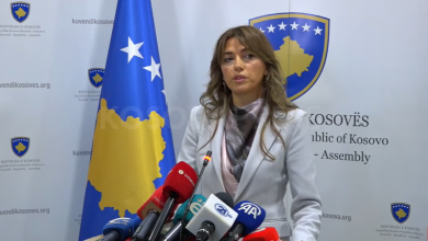 Photo of Rama: Ditë historike për industrinë ushtarake shqiptare, dorëzohen 40 mjetet e para taktike të prodhuara në vend