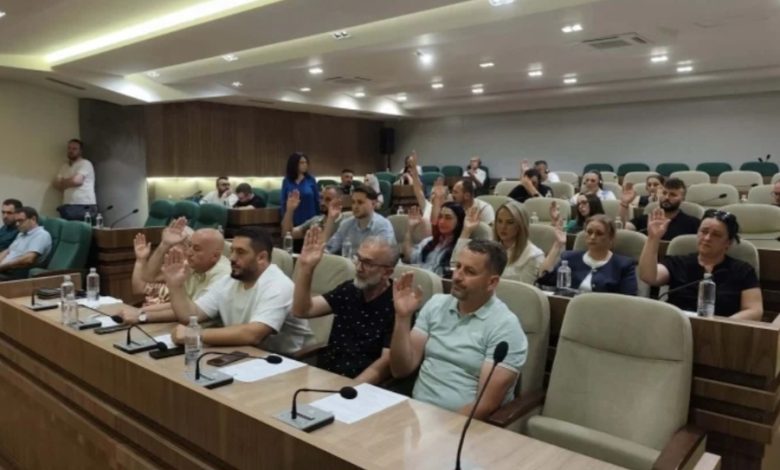 Komuna e Gostivarit ndan 600 mijë denarë për t u përballur me epideminë