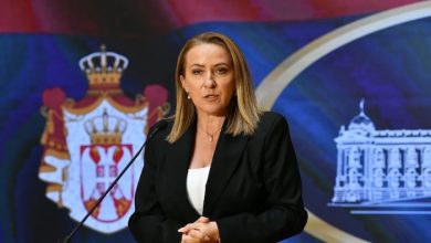 Photo of PD kërkon shpalljen “non grata” të ministres serbe Snezhana Paunović pas deklaratës për Kosovën