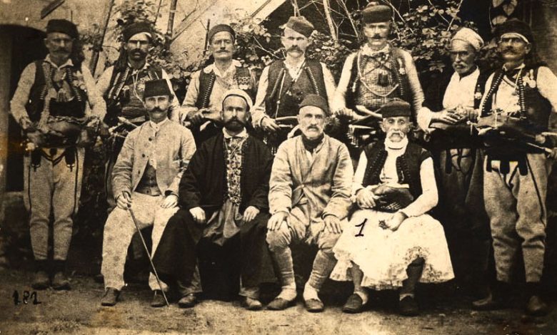 Më 2 korrik 1878 u miratua Kanuni i Lidhjes së Prizrenit  kur shqiptarët e katër vilajeteve hodhën hapa të qarta institucionale dhe shtetformuese