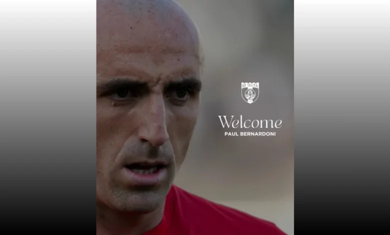 Shfaqet një emër surprizë në listën e kandidaturave për të marrë drejtimin e kombëtares italiane  Andrea Pirlo  Në fakt është një surprizë për të gjithë  por jo për ata që e kanë vendosur emrin e tij në këtë listë  Paolo Maldini dhe Leonardo    