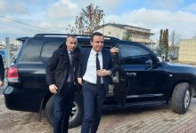 Photo of “Xhipat e zinj”, Zyra e Kryeministrit merr me qira dy automjete për rreth 60 mijë euro