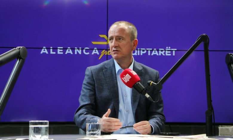 Taravari  80 për qind e qytetarëve s i njohin as 2 ministra shqiptarë  s kanë kurrfarë ndikimi
