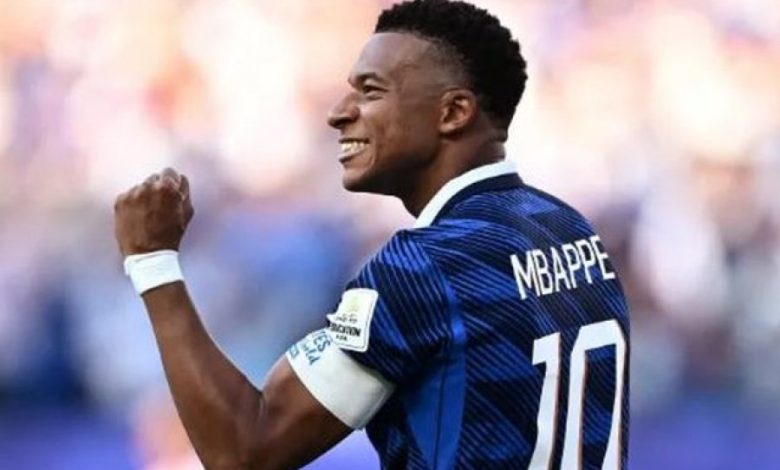 Pas humbjes së Francës  Mbappe  Nuk duhet të shohim pas  na pret një cikël i ri