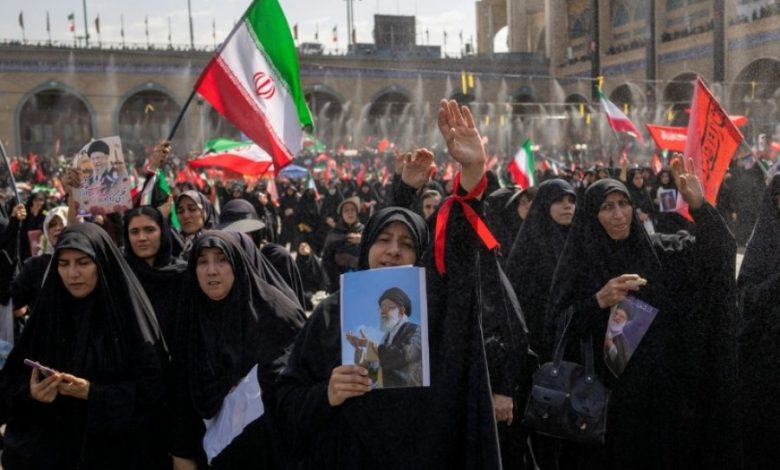 Përse udhëheqësi suprem i Iranit  Mojtaba Khamenei  nuk u shfaq në funeralin e babait të tij