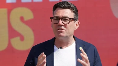 Photo of Pasardhësi i Starmer dhe kryeministri i shtatë i Mbretërisë së Bashkuar në 10 vjet, kush është Andy Burnham?