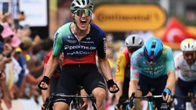 Photo of Turi i Francës 2026/ Çiklisti holandez triumfon në sprint në Etapën e 5-të