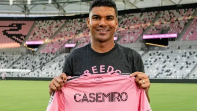 Photo of Casemiro befason