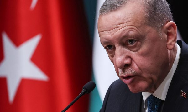 Presidenti Erdogan shënon 6 vjetorin e rihapjes së Aja Sofias si xhami