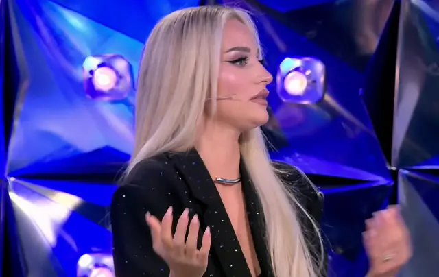 Çfarë po ndodh me Selin  Këmbët e saj ngjallin shqetësim